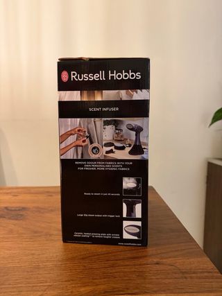 Plancha de Vapor Vertical Russell Hobbs