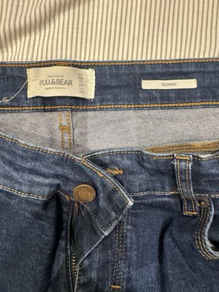 Pantalón tejano Pull&Bear Talla 46