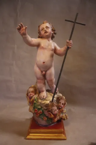 Niño Jesús triunfante con cruz