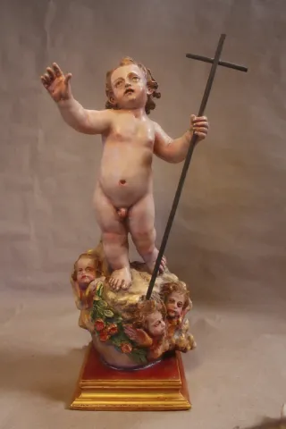 Niño Jesús triunfante con cruz