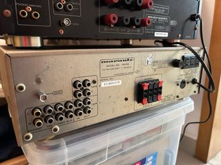 Amplificador Marantz PM-64