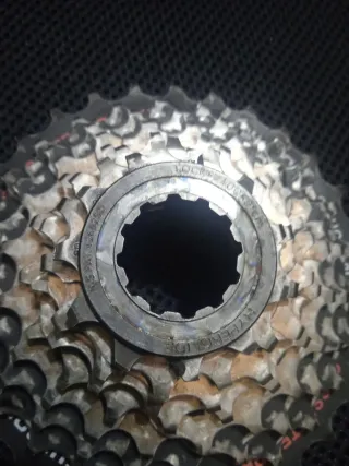 Piñonera/Cassette  de Bicicleta SHIMANO