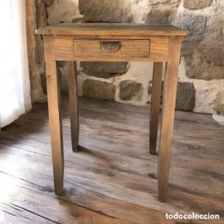 Mesa auxiliar castaño años 60