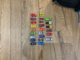 Lote de 24 coches de juguete