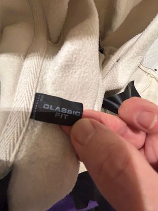 Sudadera Volcom Beige con  Negra Cremallera