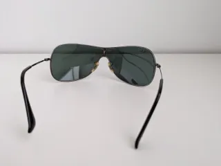 Gafas de Sol Ray-Ban. Prácticamente nuevas.