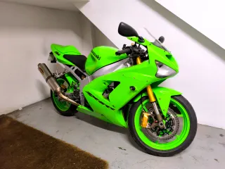 Kawasaki Ninja ZX6RR