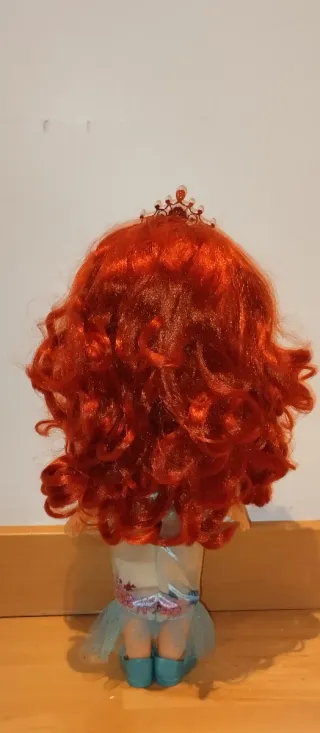 Muñeca Ariel Sirenita Disney con Tiara