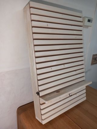 Tapacontador de madera