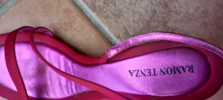 Sandalias de tacón. Ramón Tenza.