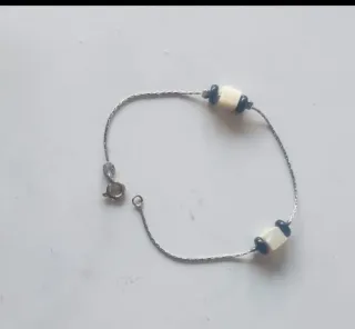 Pulseras de plata y piedras naturales