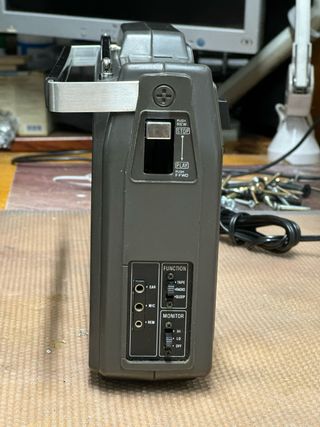 Radio Cassette Sanyo original M2130F Vintage