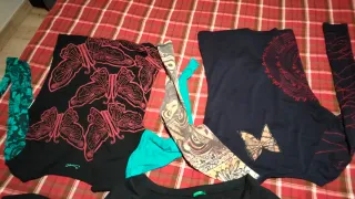 Camisetas Smash Multicolor y Negra