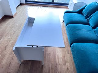 Mesa de centro blanca de madera