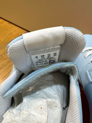 Zapatillas Puma Niño  Talla 33