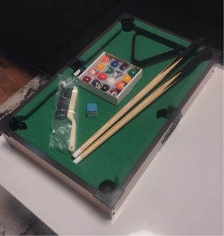 Juego de Mesa de Billar