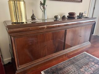 Mueble buffet de comedor en madera de calidad