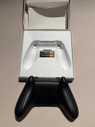 Mando Xbox Carbon Black