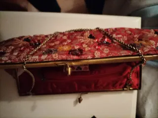 Bolso de fiesta con cierre boquilla