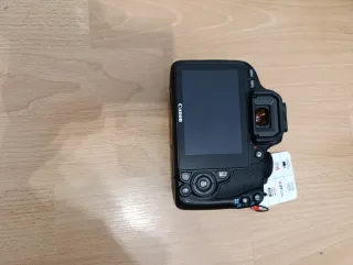 Cámara nueva Canon EOS 100D + Objetivo + Estuche