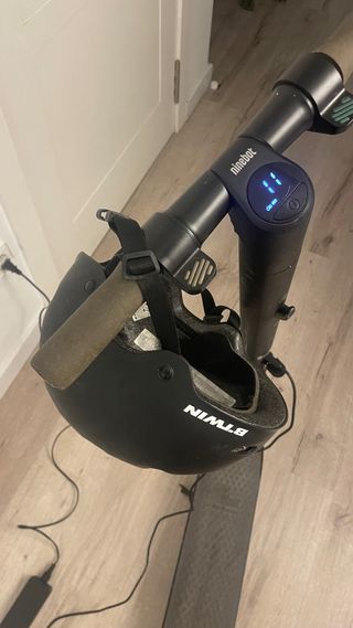 Patinete Segway Ninebot ES2 + Casco