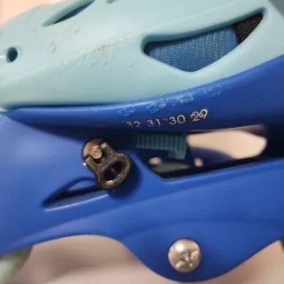 Patines infantiles ajustables azul y naranja