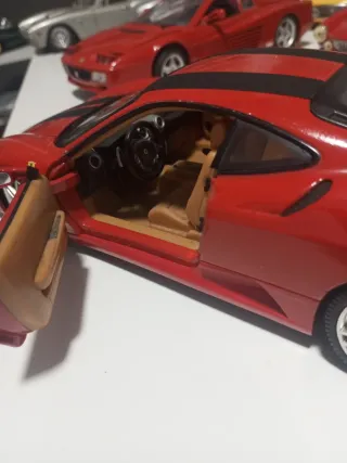 Ferrari 1/18 Hot Wheels