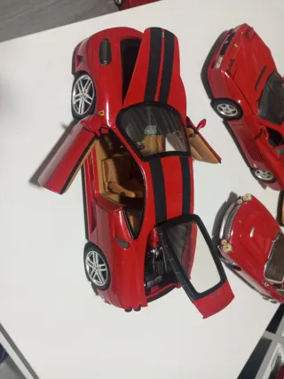 Ferrari 1/18 Hot Wheels