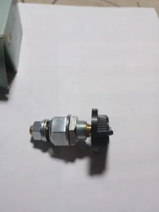 Desconectador Batería 500026