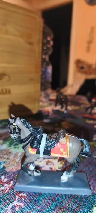 Miniatura vintage di Cavallo da collezione in Meta