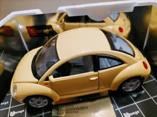 Volkswagen New Beetle Bburago 1/18