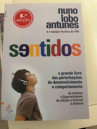 diferentes títulos.