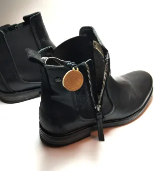 Botines de cuero negros SNEAKY STEVE 44