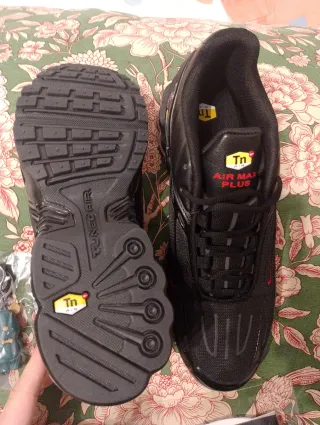 Nike Air Max Plus TN Zapatillas Negras