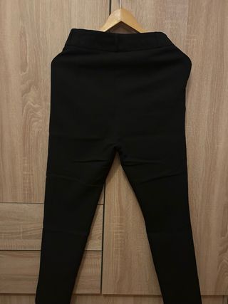 Traje chaqueta blazer y pantalón negros casi nuevo
