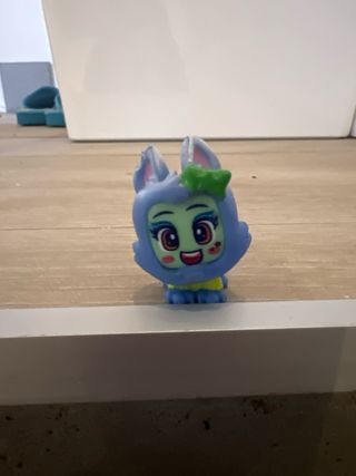 Figuras de animales de juguete