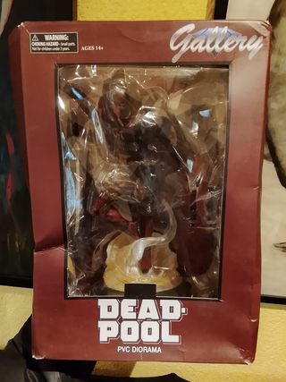 Figura Deadpool pvc diorama diamond gallery 26 cm