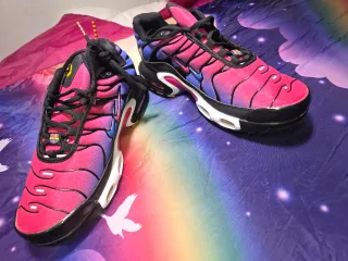 Nike TN 2025 Zapatillas Grises y Turquesa y más