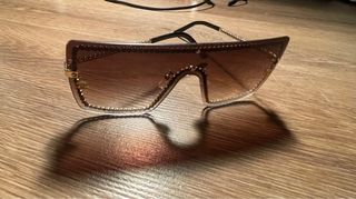 Occhiali da sole Chanel sfumati marroni e dorati