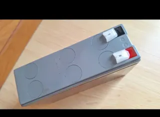 Batería 12v 9 Ah CSB HR 1224W F2FR