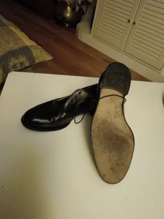 Zapatos de cuero Emidio Tucci negros