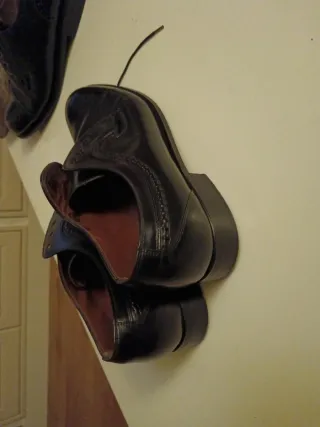 Zapatos de cuero Emidio Tucci negros