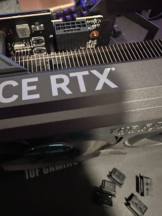 Tarjeta Gráfica Asus Tuf RTX 4080