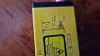 Nivel laser burbuja amarillo