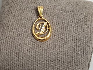 Colgante Oro 18k. Inicial letra D. NUEVO.