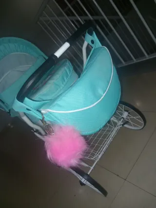 Carrito de muñecas