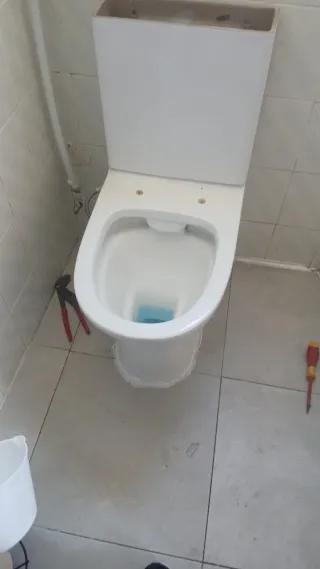 Ofrezco  servicios de manitas, cambio de grifos,