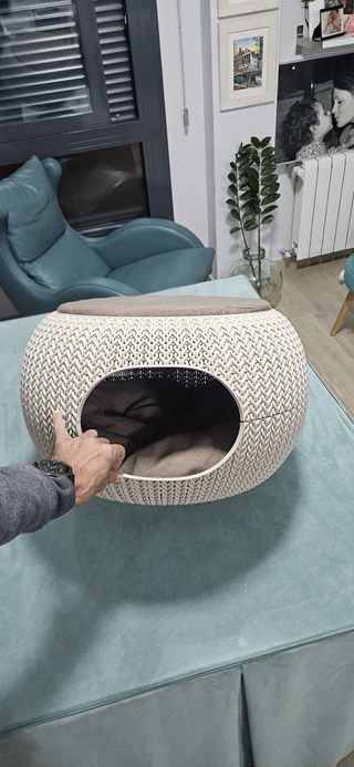 Cama para Gato/Perro Pequeño modelo Cozy. Curver