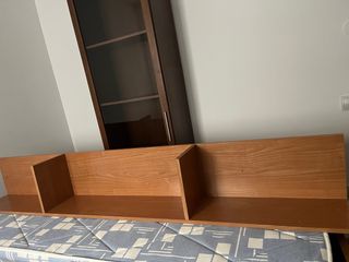 Estantería de madera para dormitorio
