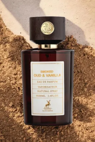 SMOKED OUD & VANILLA. Eau de Parfume.